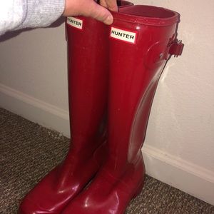 Red hunter rain boots!